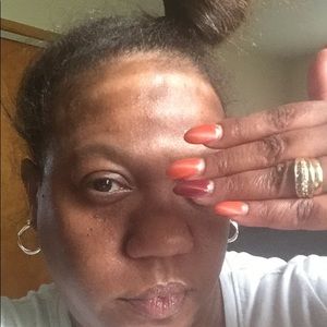 Meet your Posher, Dena